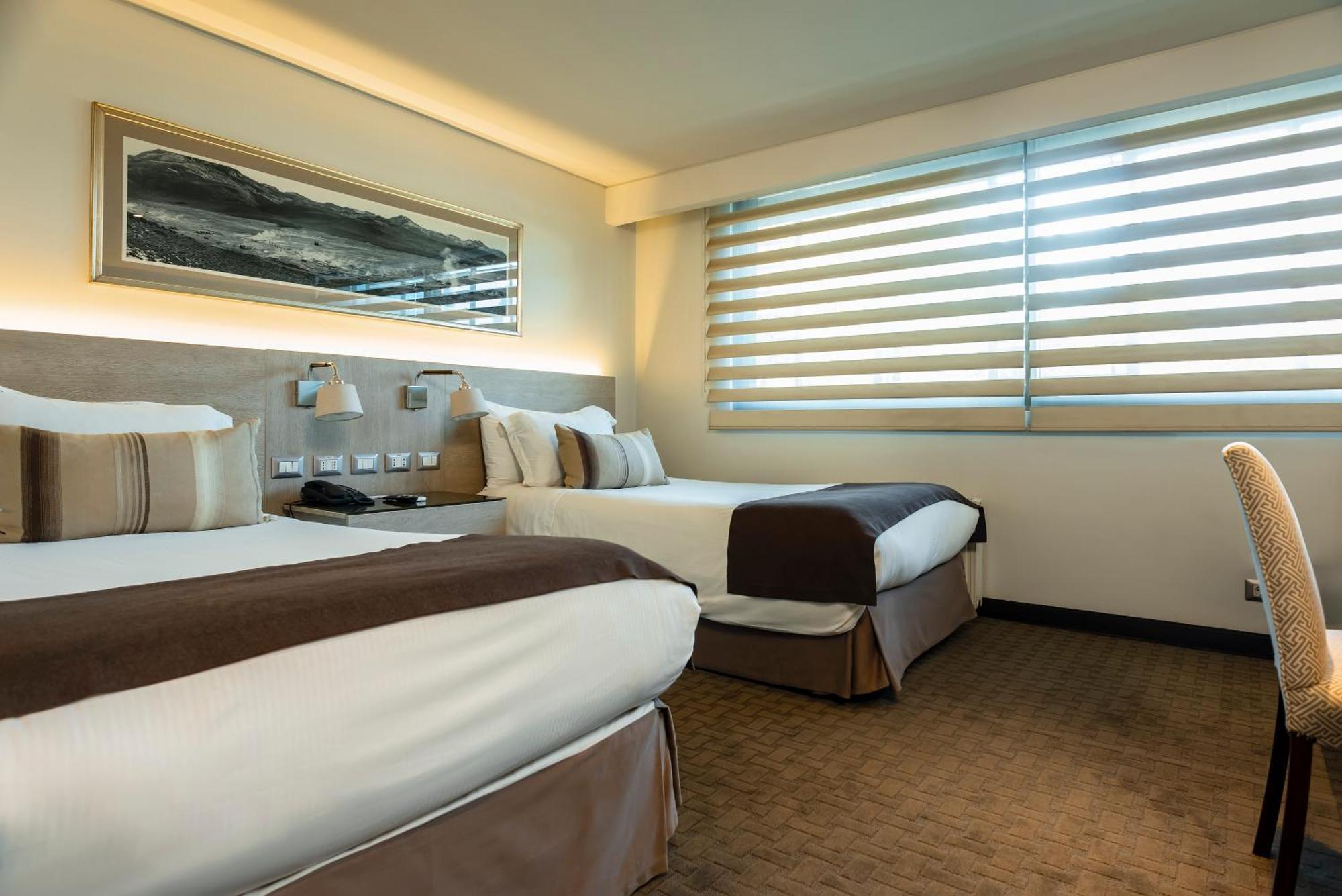 Hotel Los Espanoles Plus Сантяго Екстериор снимка